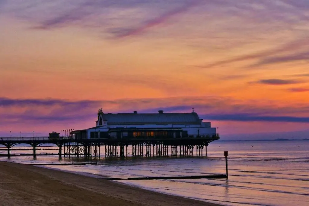 Coastal Views Apartment Cleethorpes